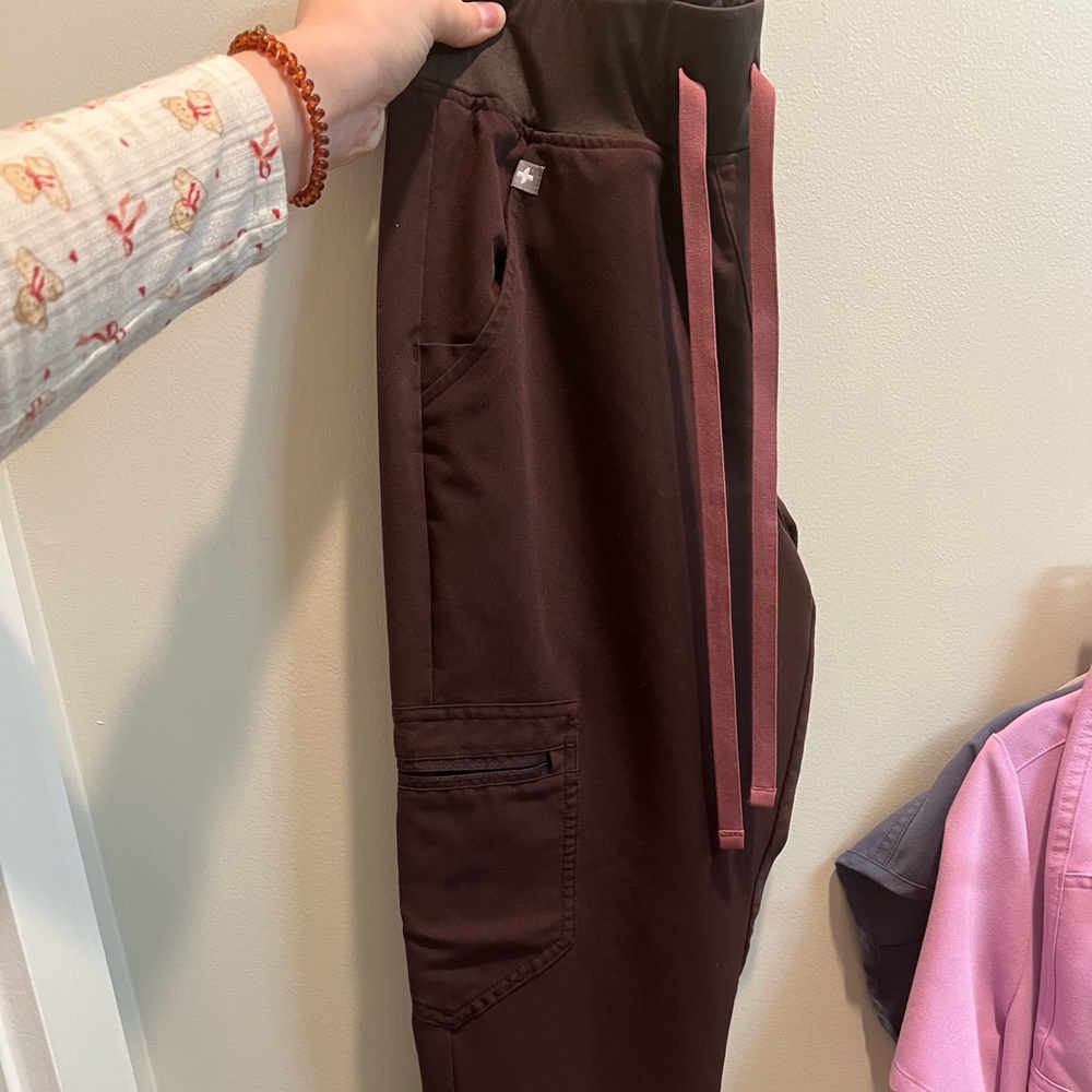 Espresso Zamora Jogger Scrub Pants™